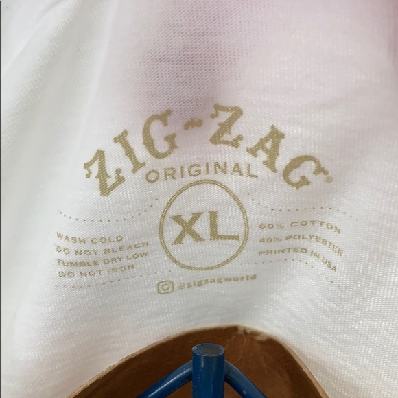 Zig Zag Tee Shirt nwot - Picture 5 of 5